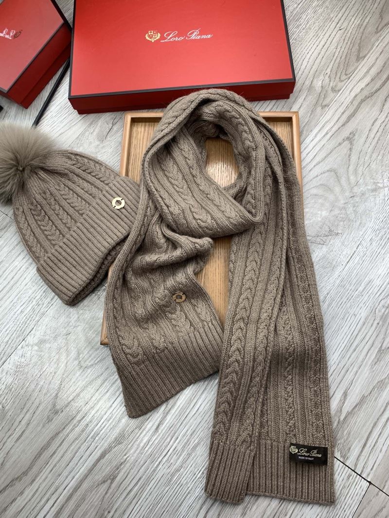 Love Piana Caps Scarfs